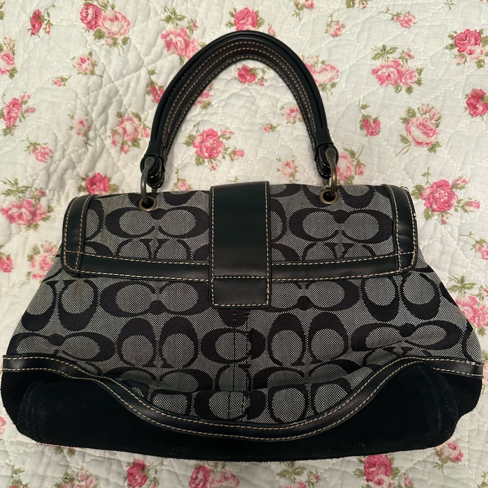 Vintage Coach Soho Signature Canvas Shoulder Bag | Y2K - Picture 2 of 16